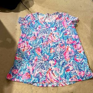Like New Lilly Pulitzer short sleeve top